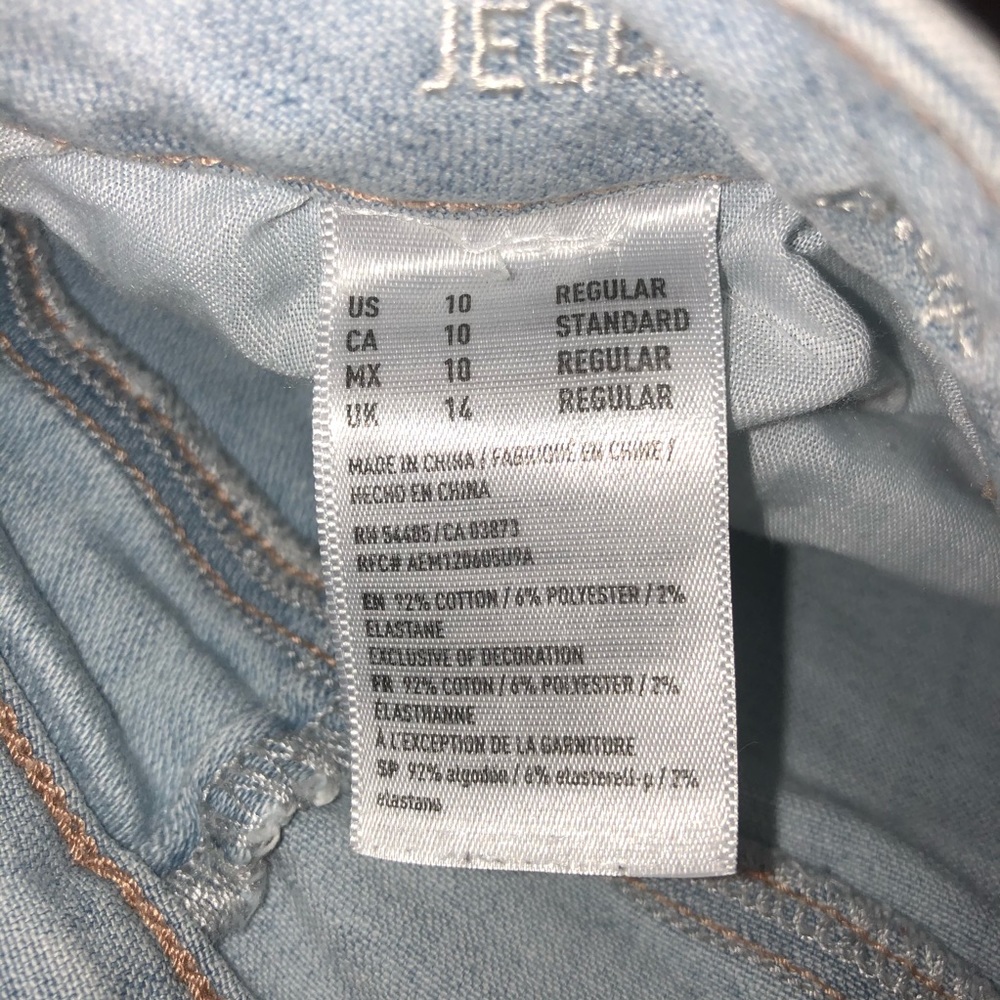 Jeans - Picture 3 of 6